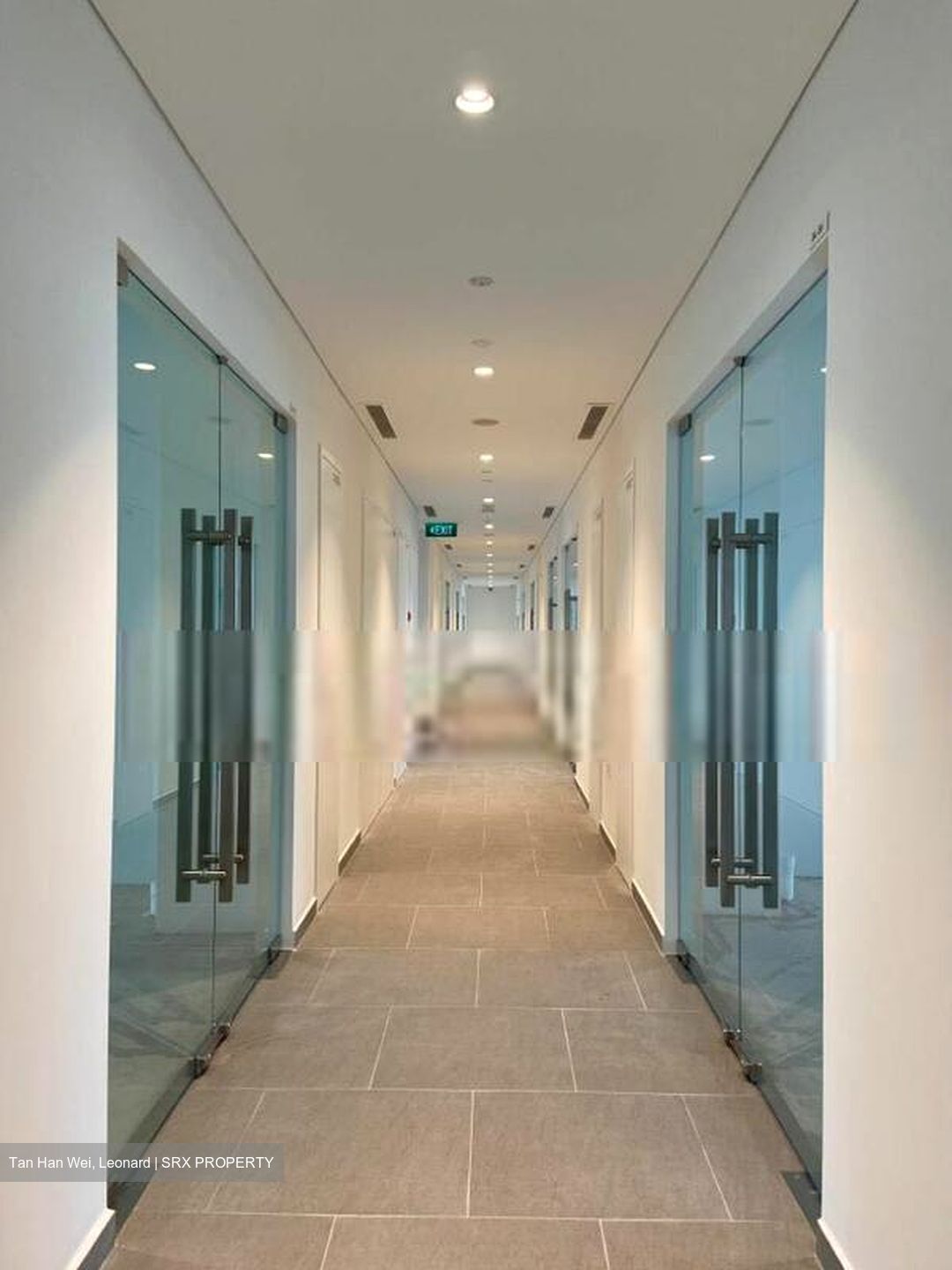 Woods Square (D25), Office #591237261